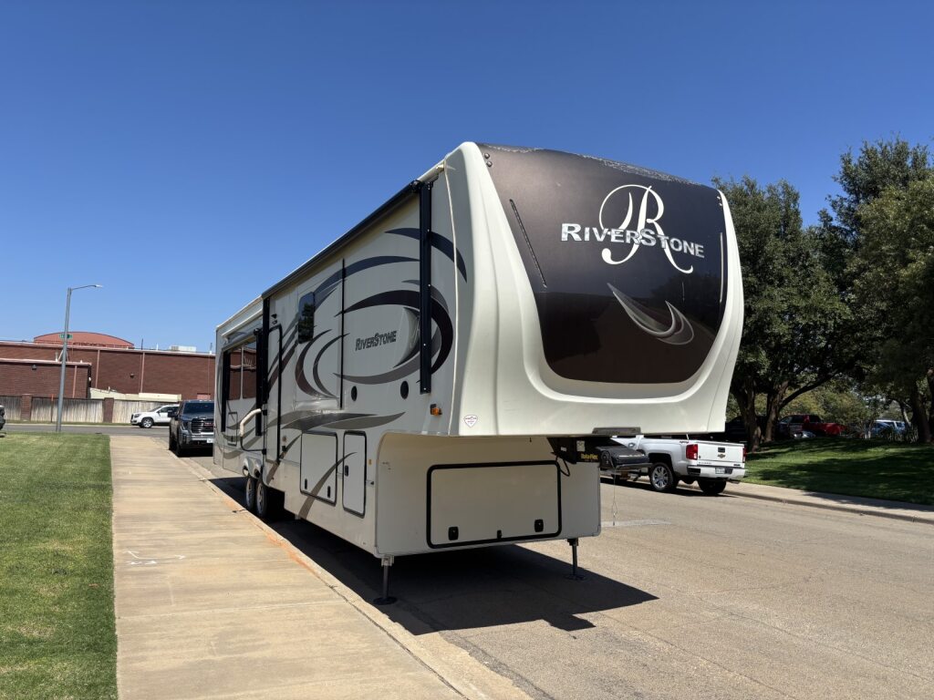 2020 Riverstone M-39RKFB-43′